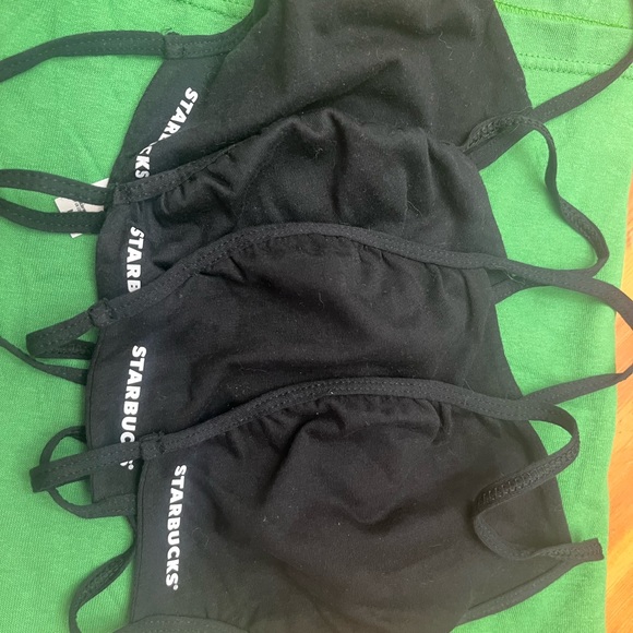 4 Starbucks face masks - Picture 1 of 2